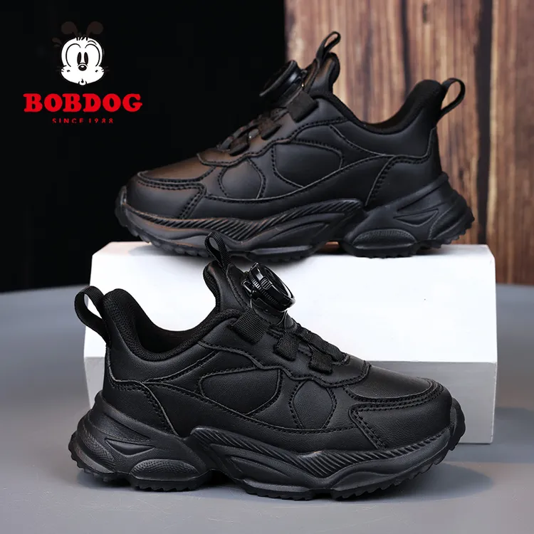 巴布豆童鞋男女童小黑鞋2025秋冬新款黑色皮面防水儿童跑步运动鞋