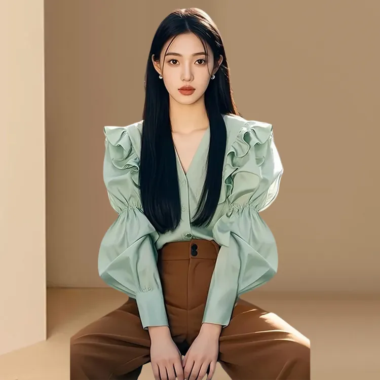 2025春秋新款高级感轻奢减龄荷叶边拼接绿色泡泡长袖衬衫裤子套装