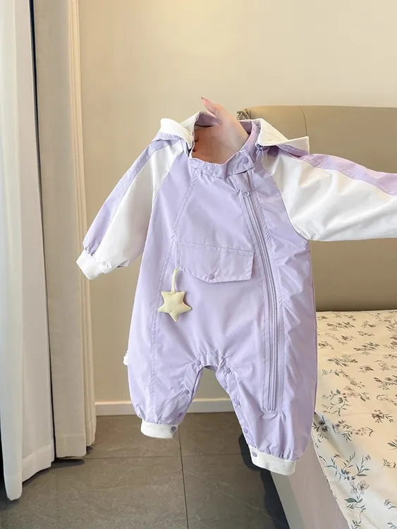 婴儿冲锋衣宝宝衣服外出服爬服超萌春秋新款婴幼儿连体衣哈衣外套