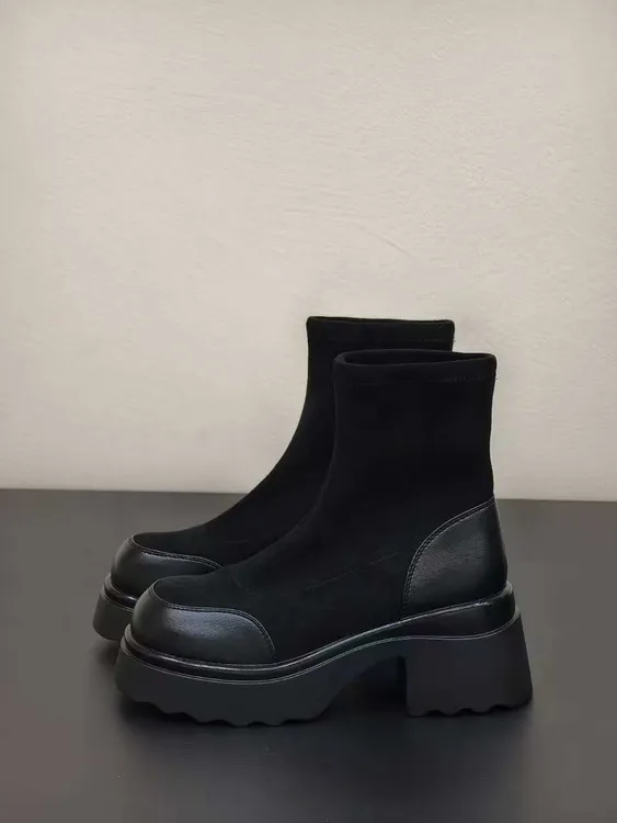 通勤靴子厚款女四季通用中跟马丁靴冬季高跟瘦瘦靴鞋987