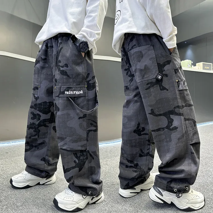 男童秋冬装加绒迷彩裤子2025新款中大童儿童装男孩宽松休闲阔腿裤