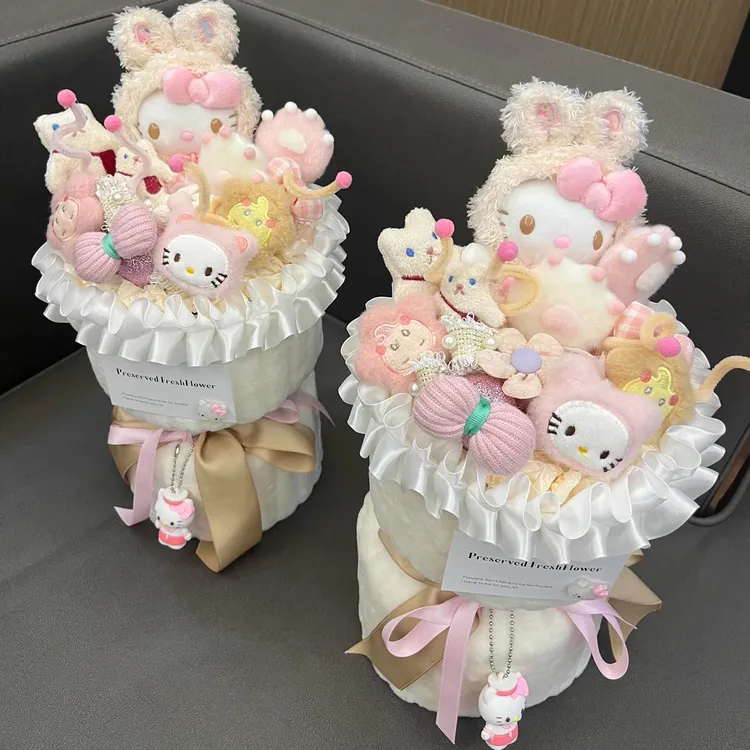 hellokitty草莓熊玩偶花束生日礼物女生纪念日送女友女孩闺蜜儿童