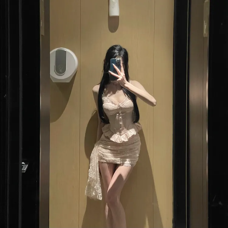 【致命陷阱】夏季新款纯欲感绑带吊带背心女荷叶边包臀辣妹裙套装