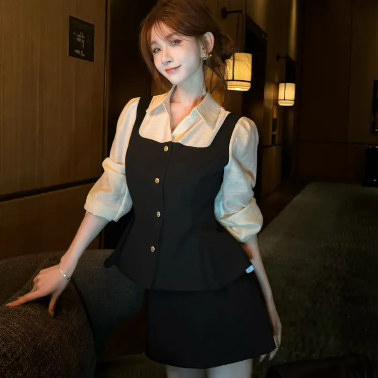 【情有独钟】黑白拼接假两件撞色上衣