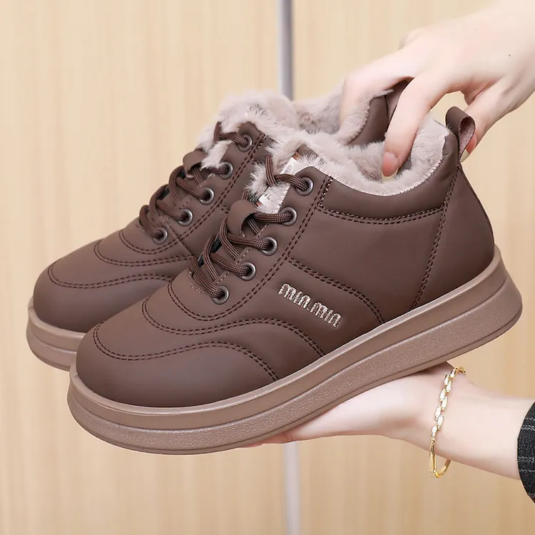 冬季老北京布鞋女棉鞋加绒加厚保暖雪地靴厚底增高防滑防寒妈妈鞋