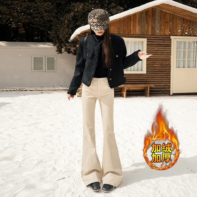 美式卡其色不贴腿微喇牛仔裤女秋冬加绒直筒显瘦阔腿马蹄喇叭裤子