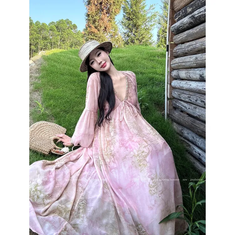 现货LIBAIYI 花仙子/设计感V领收口短款碎花连衣裙上衣 1627