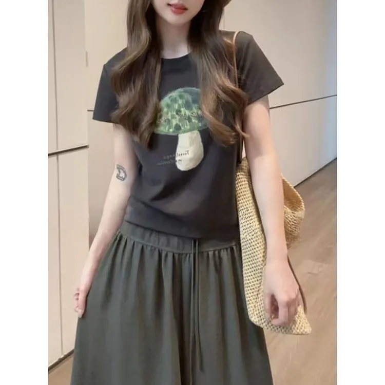 设计感夏季小蘑菇减龄T恤短袖