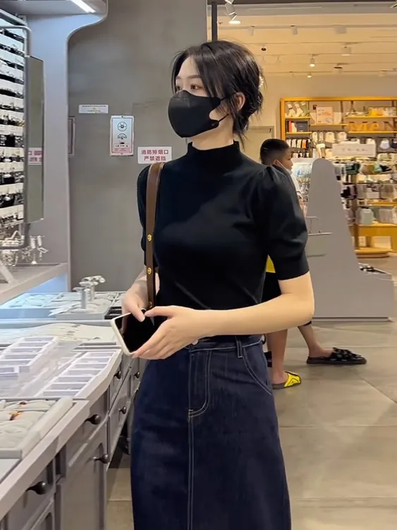 半高领打底衫女秋季内搭修身泡泡袖上衣洋气2025新款轻熟风针织衫