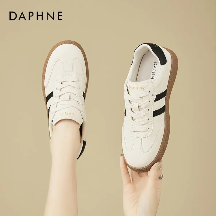 达芙妮百搭小众板鞋女款2026新款爆款平底鞋春季经典德训鞋子女商品图