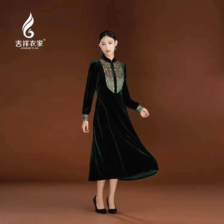 JIXIANGYIJIA/吉祥衣家相忆采芙（连衣裙）943138284