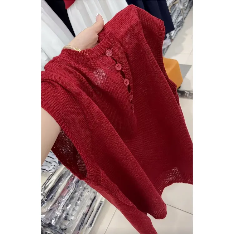 【现货】今年流行穿搭2025夏季新款温柔风毛针织衫套头纽扣镂空上衣