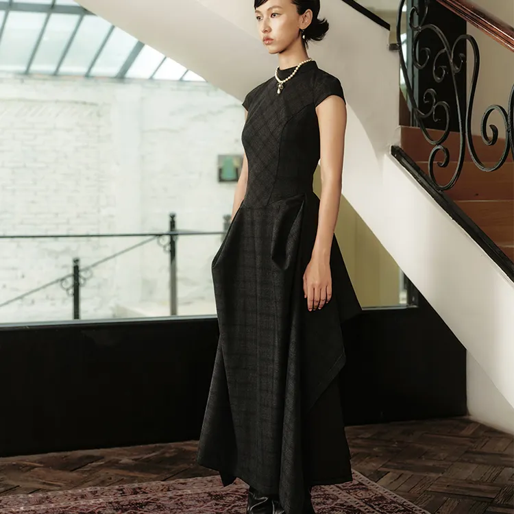 【李海宝】设计感女装收腰褶皱廓形气质实穿立领显瘦修身连衣裙