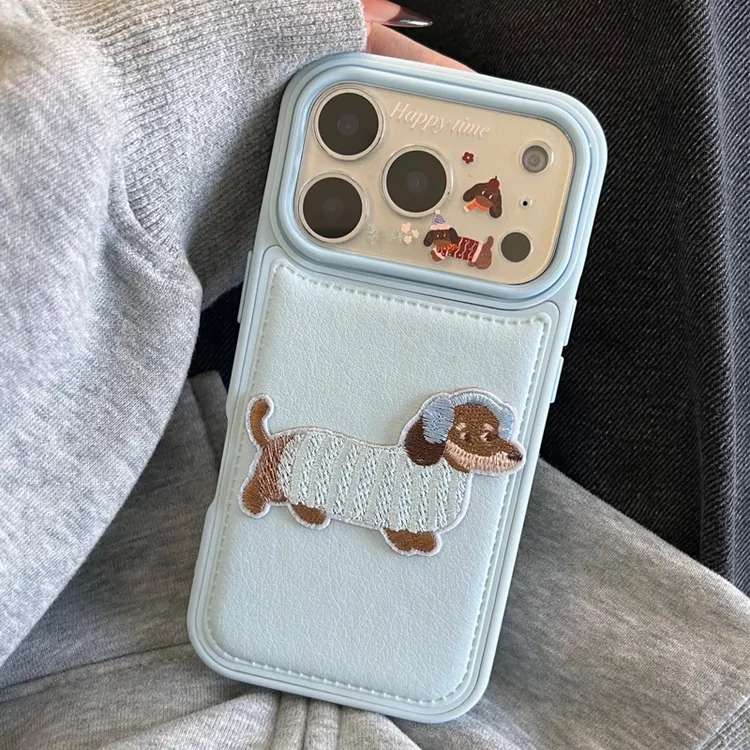 BANCA刺绣音乐狗公仔适用苹果17promax手机壳iPhone16/15/14/1312