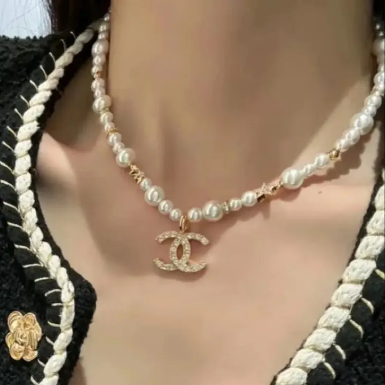 铜合金贝壳吊坠 秋冬季小香风复古项链星星锁骨链百搭时尚毛衣链