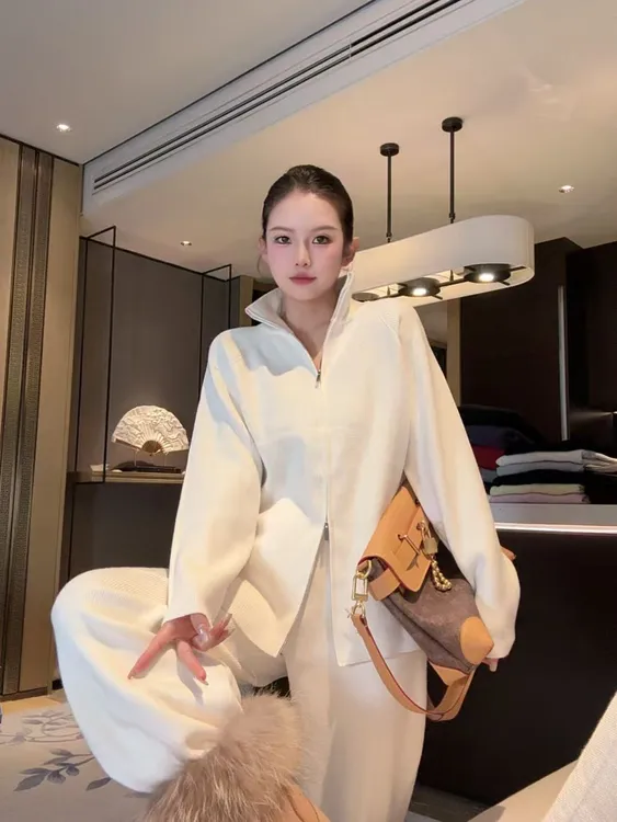 极简风立领开衫针织套装