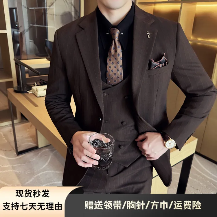 啄木鸟西服套装男三件套暗条纹英伦商务休闲西装正装礼服婚礼结婚
