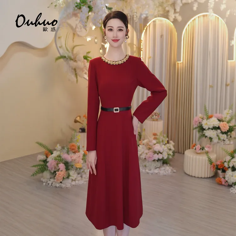 现货【木木定制】2025年秋冬新款显瘦修身宴会时尚连衣裙OHDRI11072