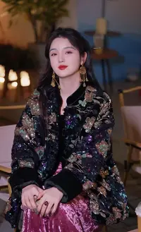 月畔湾【贵夫人】新中式冬季棉服国风显瘦复古气质上衣长袖亮片外套