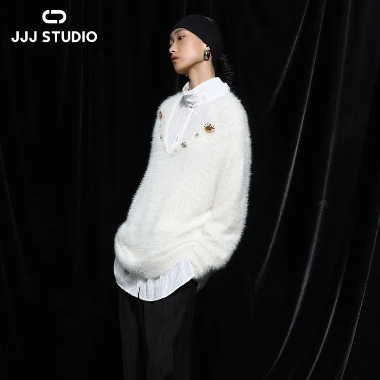 JJJ STUDIO 白色时尚百搭宽松毛绒秋冬套头针织衫JDWWW1N395