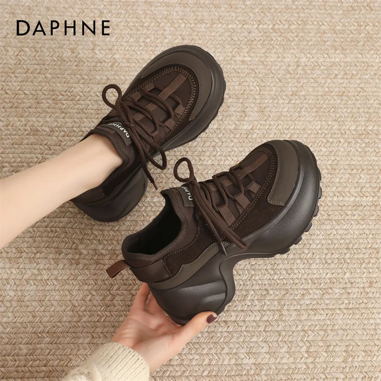 达芙妮女鞋厚底老爹鞋2025今年流行鞋子加绒百搭休闲运动鞋跑步鞋