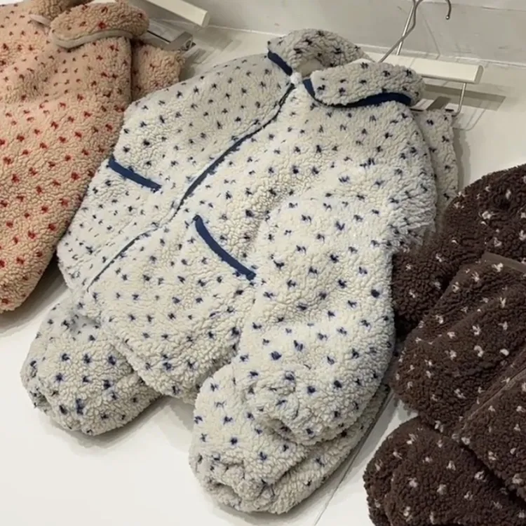 女童居家服2025冬季新款儿童可爱圆点加绒保暖睡衣宝宝加绒套002