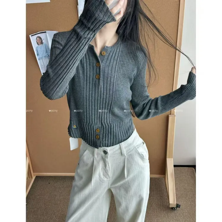 PCNY「土星韵味」不理理冬季新款女装百搭显瘦修身长袖针织衫