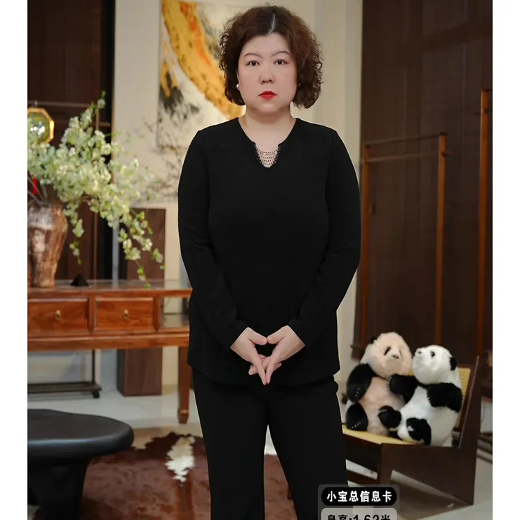 金雀绫【银星点点】设计师款V领加宽加大薄款小衫SZA3SY627