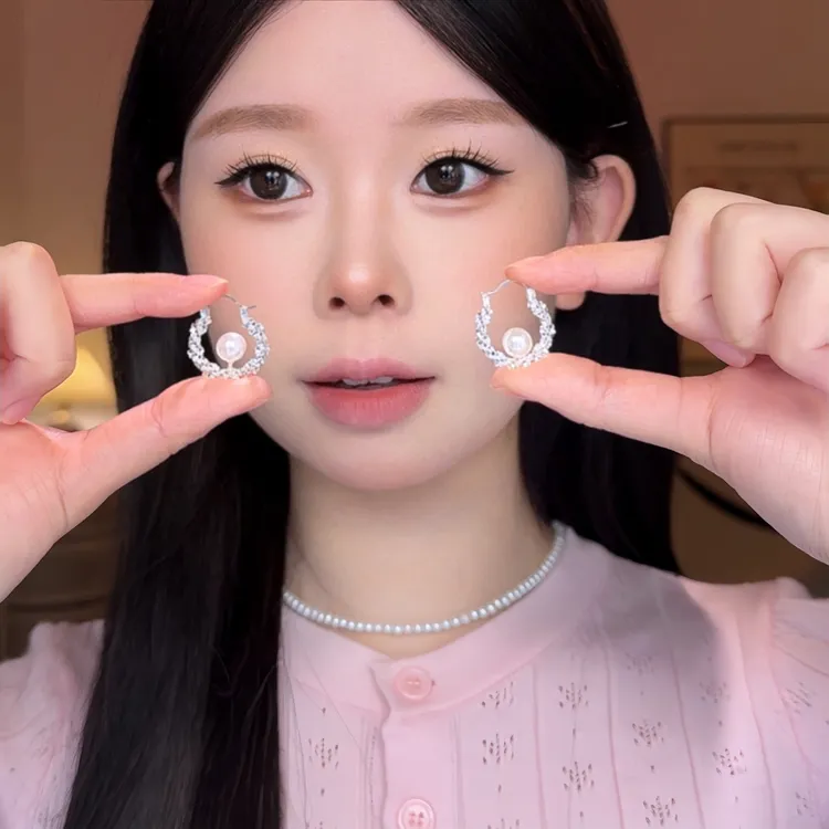 合金无非金属耳饰 轻奢小众高级感蝴蝶结耳钉精致小众清新洋气超