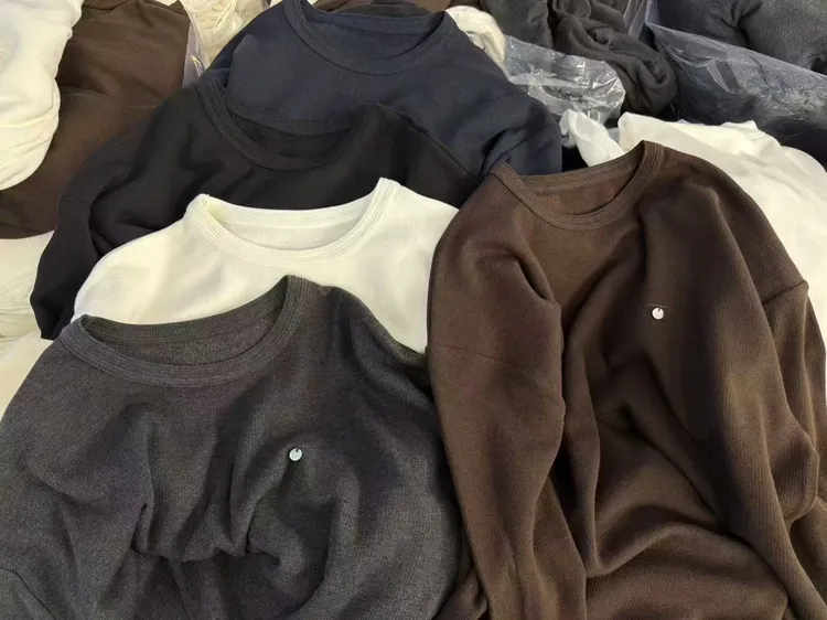 8888韩版宽领长袖上衣3159