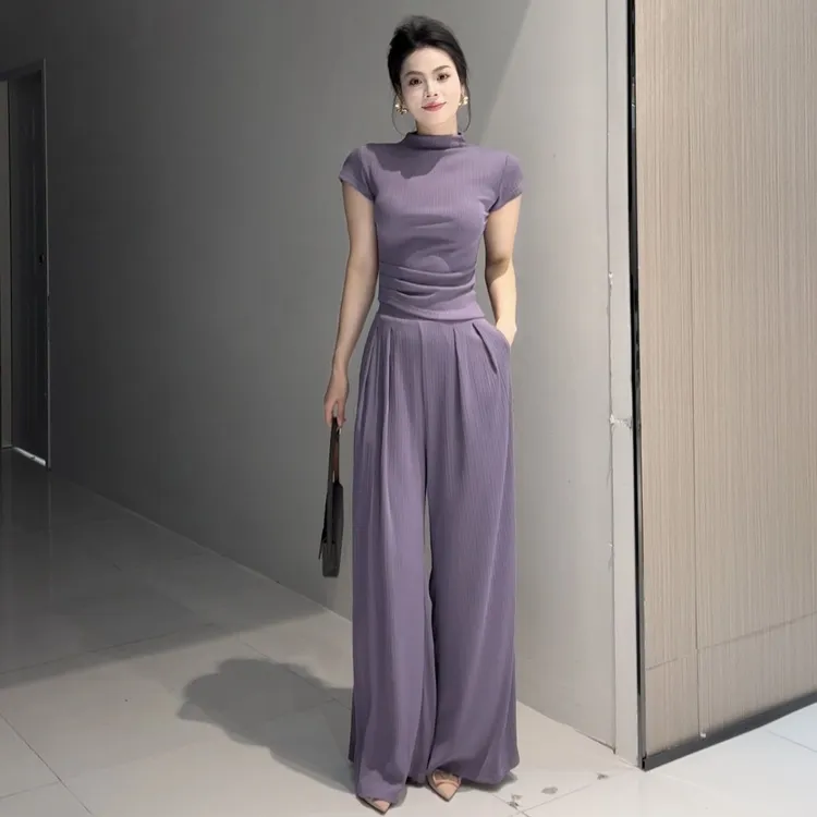 休闲风气质时尚套装经典百搭减龄t上衣直筒阔腿裤子两件套