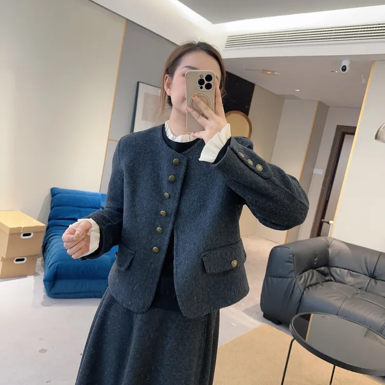  【欧加粒粒】金扣小香风双面羊毛短款外套小个子百搭 M25102317