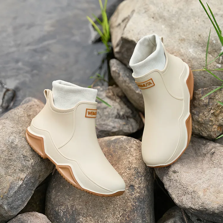 固定绒雨鞋男款秋冬时尚新款户外钓鱼鞋软底防水短筒雨靴外卖水鞋