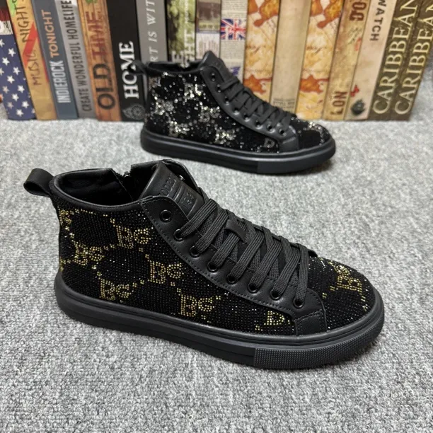 欧洲站新款男鞋时尚百搭潮流男士板鞋舒适软底韩版热卖高帮休闲鞋