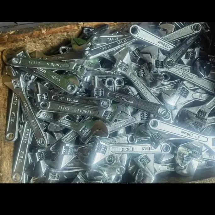 网红超硬超耐磨多功能扳手（拍单就送印度小礼品）