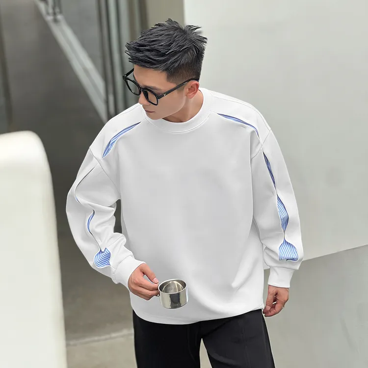 二十二号穿搭【纽约时装周】高级感痞帅破缝条纹拼接设计款长袖卫衣