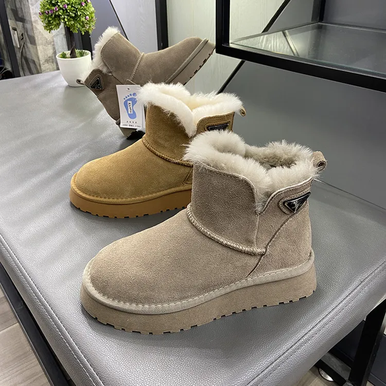 【米格格女鞋】冬季真皮羊毛短筒厚底雪地靴厚底防滑保暖百搭大棉鞋