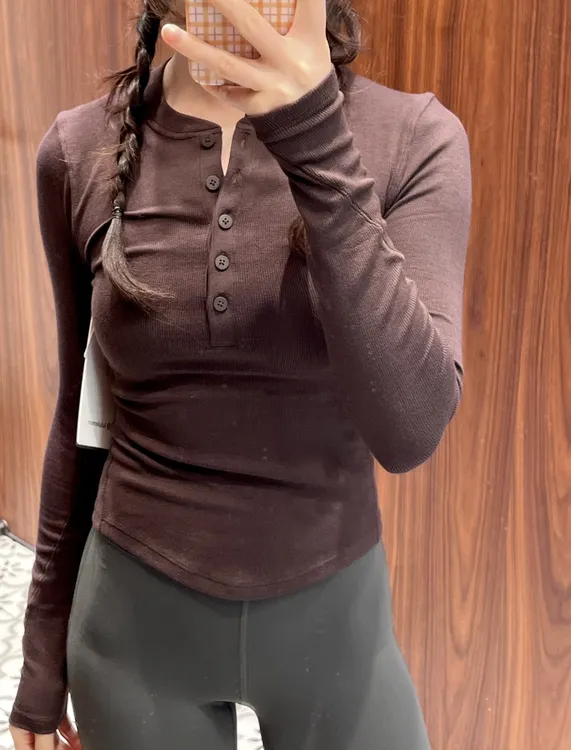 H*ld Tig*t女士紧身长袖瑜伽休闲时尚透气咩咩毛会起球亨利衫