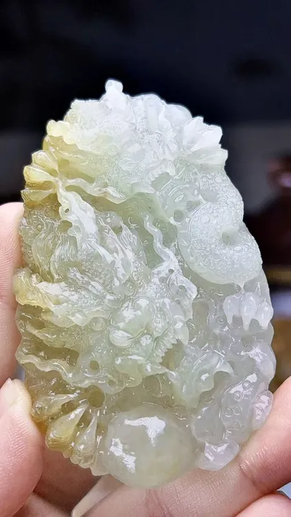 天然缅甸翡翠冰黄翡双龙护主龙牌毛货买断需抛光尺寸77-47-13.8