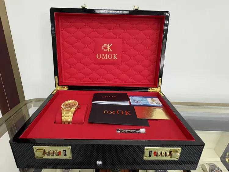 【专柜直发】情义无价行不更名表里如一黑礼盒