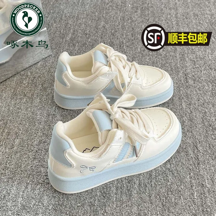 啄木鸟夏季透气板鞋女款2025新款厚底小白鞋ins潮百搭小众面包鞋