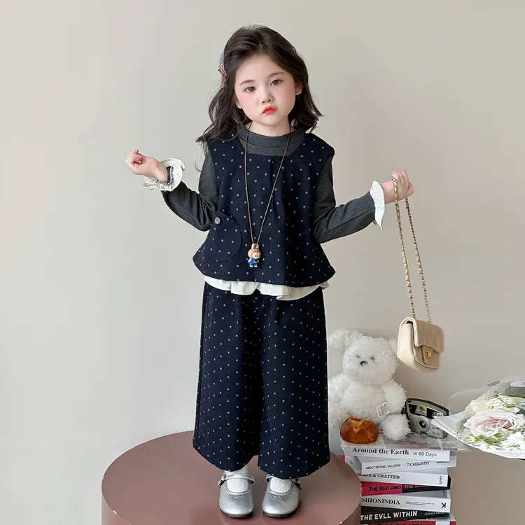 女童套装春秋季2025新款儿童秋装洋气韩版穿搭宝宝早秋时髦三件套