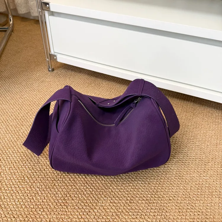 韩系简约土司包环保德绒皮大容量单肩斜挎包