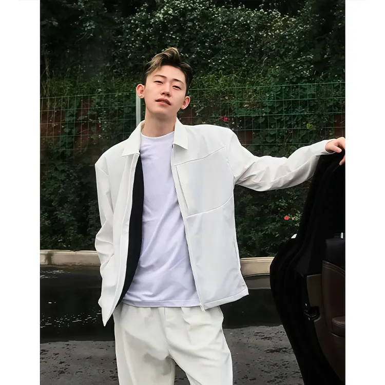 白色短款正肩行政夹克男秋春款cleanfit美式三防软壳防水冲锋外套