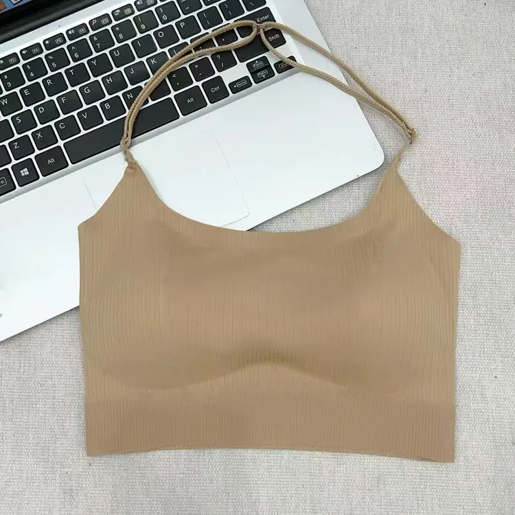 薄杯垫《无痕粉底液》四种穿法美背内衣吊带裹胸一体（自带杯垫）