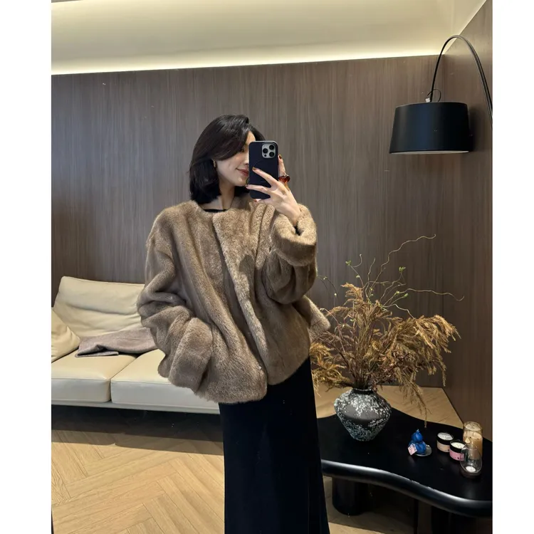 人造皮草 饭饭FANN COLLECTION 矜贵雾 帕斯条咖外套女冬FANND102