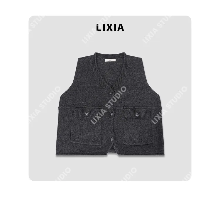 LIXIA【暗序】设计感韩版纽扣口袋设计INS风小V领穿搭马甲-D9680