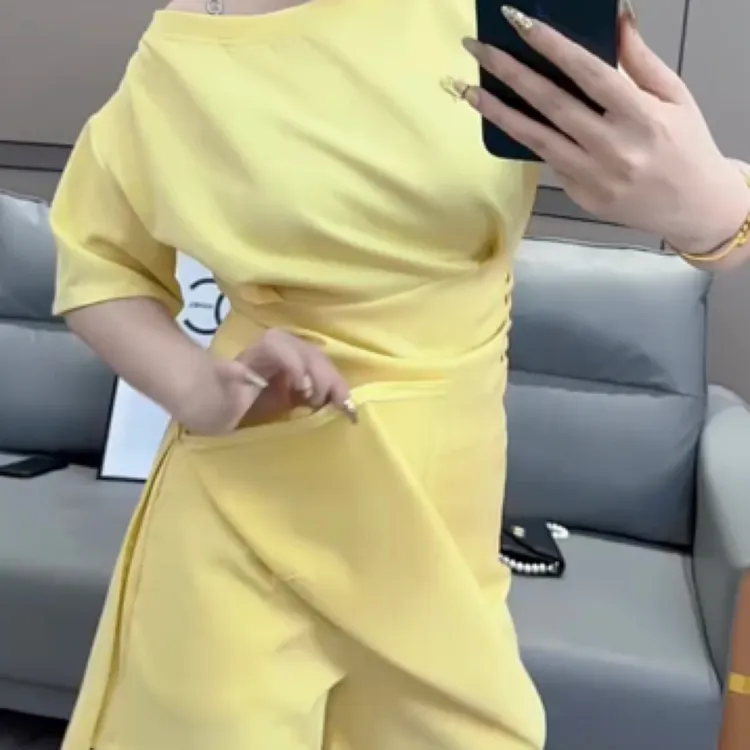 欧货新款斜肩上衣搭短裙套装