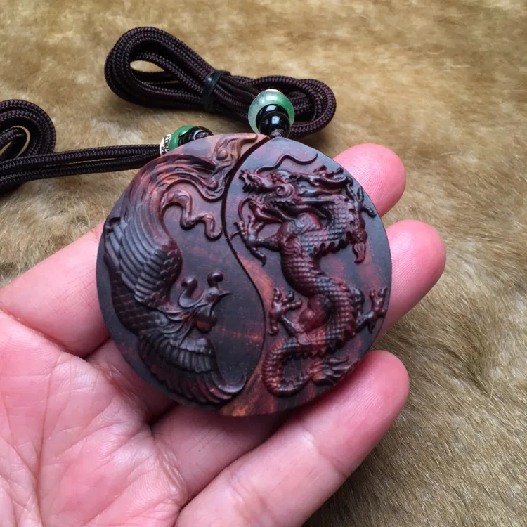 海南黄花梨木雕龙凤呈祥对牌项链吊坠木质精雕龙凤情侣车挂件