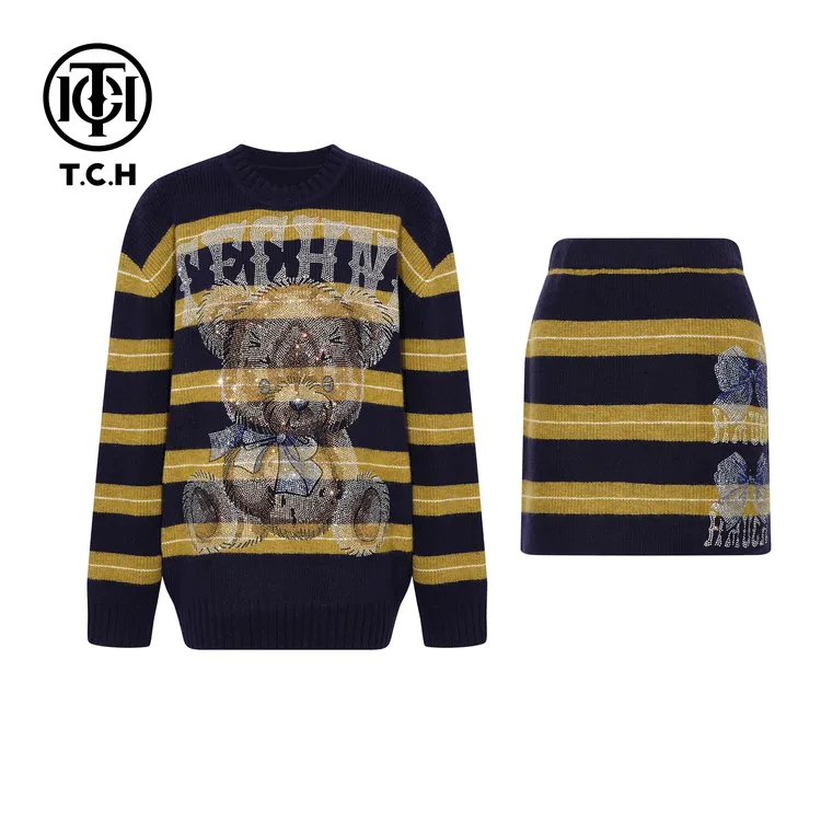 TCH【懒人穿搭/官搭推荐】冬款时尚烫钻藏青女装套装T75D07E1062